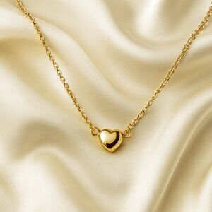 Gold Heart Pendant Necklace – Minimalist Dainty Jewelry for Everyday Wear